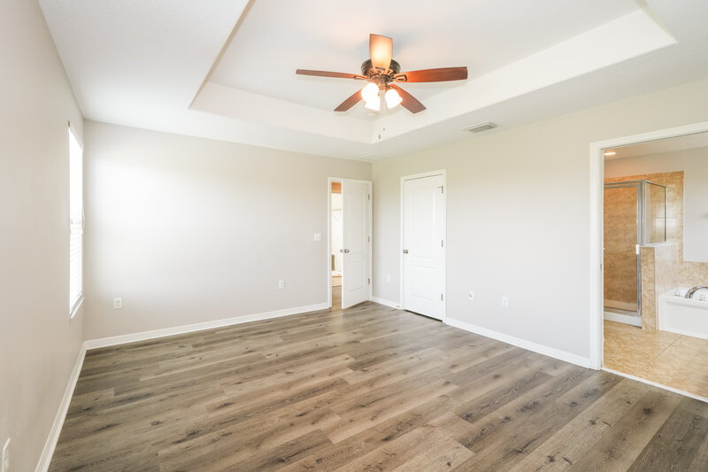 2,235/Mo, 7614 Maroon Peak Dr Ruskin, FL 33573 Main Bedroom View 2