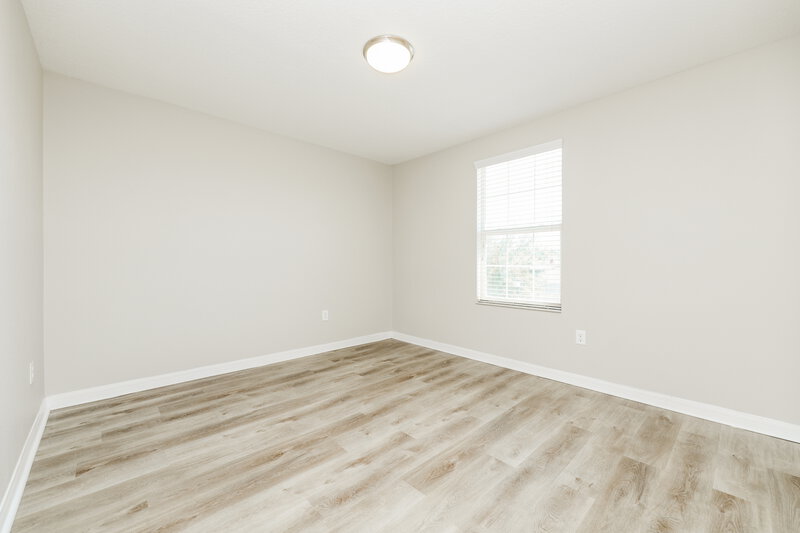 2,400/Mo, 8302 Cherry Branch Dr Ruskin, FL 33573 Bedroom View 3