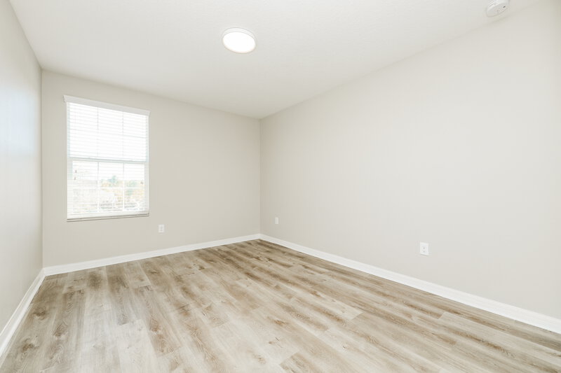 2,400/Mo, 8302 Cherry Branch Dr Ruskin, FL 33573 Bedroom View 4