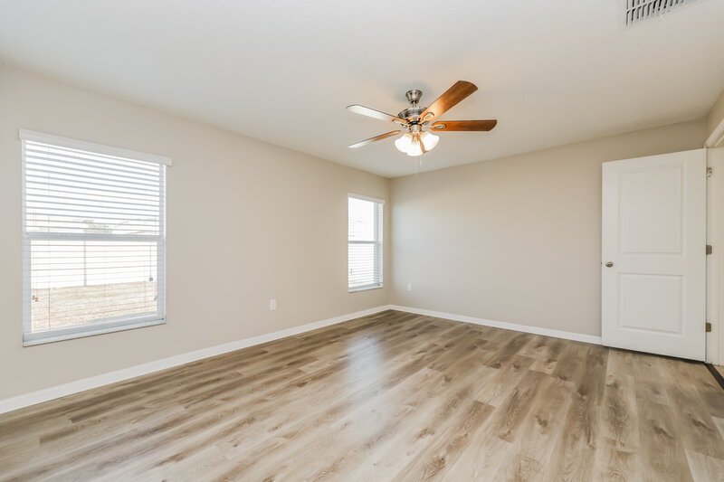 1,985/Mo, 15509 Caynor Ash Ln Ruskin, FL 33573 Main Bedroom View 2