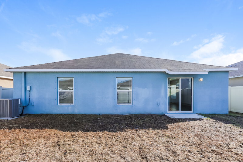 1,985/Mo, 15509 Caynor Ash Ln Ruskin, FL 33573 Rear View