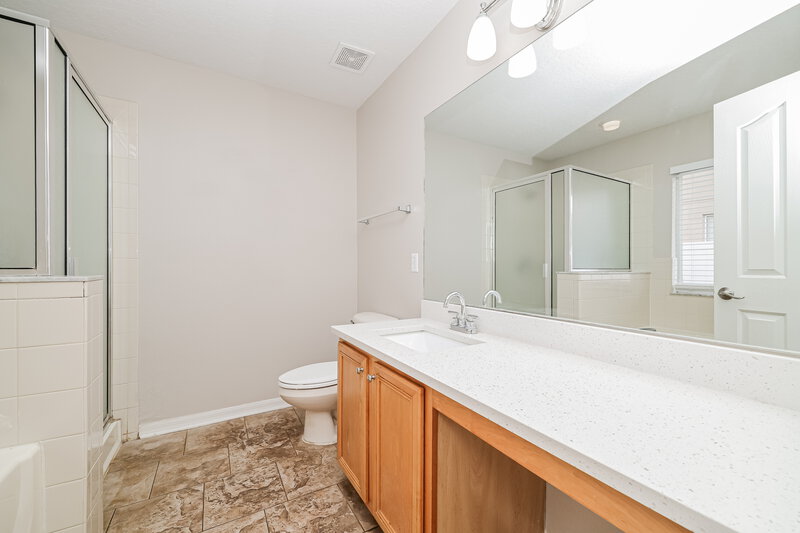 2,170/Mo, 10622 Boyette Creek Blvd Riverview, FL 33569 Main Bathroom View