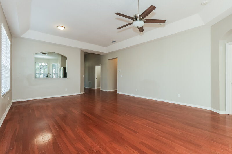 2,345/Mo, 1613 Wakefield Dr Brandon, FL 33511 Living Room View 3