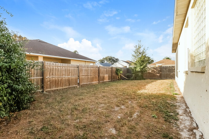 2,345/Mo, 1613 Wakefield Dr Brandon, FL 33511 Rear View 2