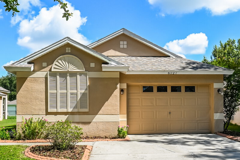 2,035/Mo, 6127 Skylarkcrest Dr Lithia, FL 33547 External View