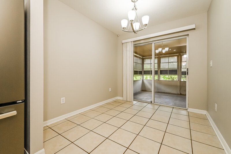 2,035/Mo, 6127 Skylarkcrest Dr Lithia, FL 33547 Dining Room View
