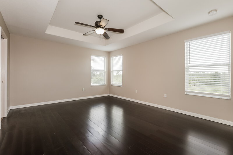 2,030/Mo, 7304 Lumber Port Dr Ruskin, FL 33573 Main Bedroom View