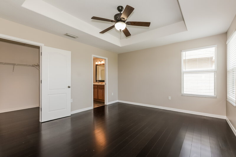 2,030/Mo, 7304 Lumber Port Dr Ruskin, FL 33573 Main Bedroom View 2