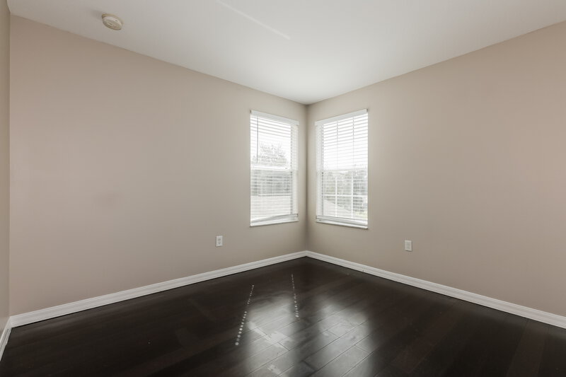 2,030/Mo, 7304 Lumber Port Dr Ruskin, FL 33573 Bedroom View