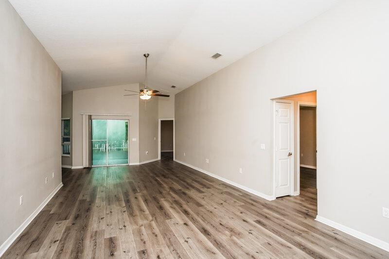 2,360/Mo, 1201 Sheridan Bay Dr Ruskin, FL 33570 Dining Room View