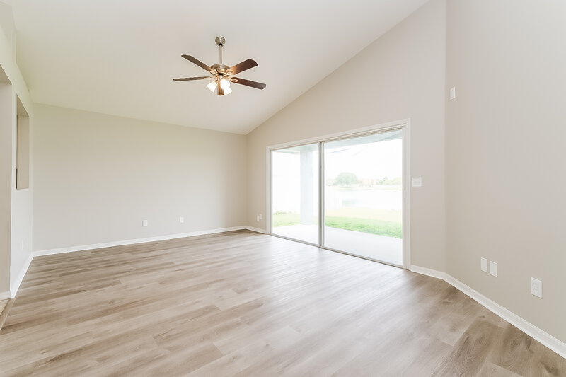 2,595/Mo, 1404 Lakehurst Way Brandon, FL 33511 Living Room View