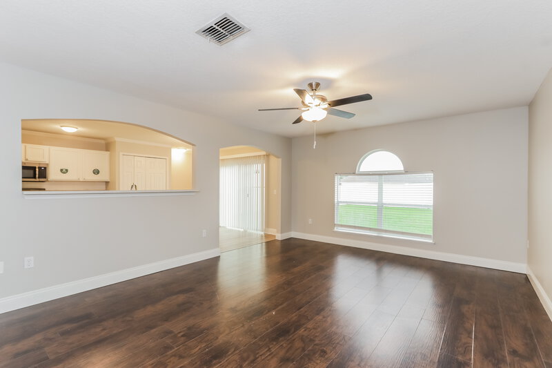 2,310/Mo, 30338 Rattana Ct Wesley Chapel, FL 33545 Living Room View 2
