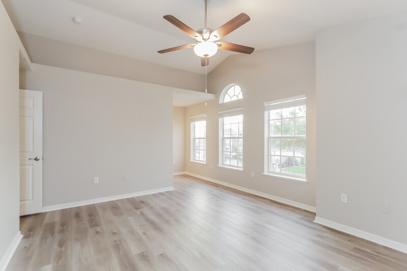 2,310/Mo, 30338 Rattana Ct Wesley Chapel, FL 33545 Main Bedroom View