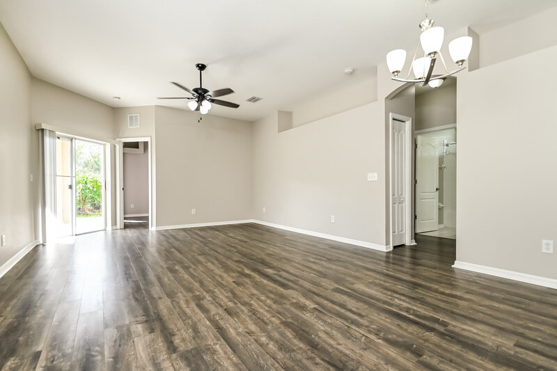 1,960/Mo, 6154 Kiteridge Dr Lithia, FL 33547 Living Room View 2