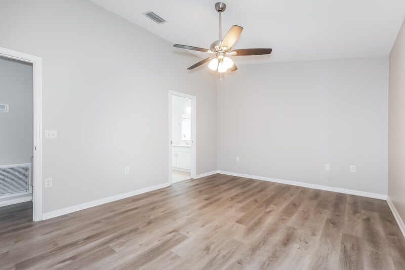 2,140/Mo, 10603 Deepbrook Dr Riverview, FL 33569 Main Bedroom View