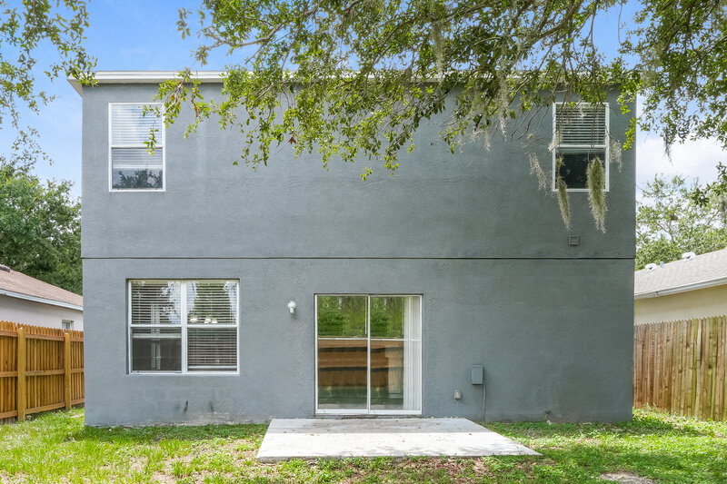 2,460/Mo, 18034 Birdwater Dr Tampa, FL 33647 Rear View