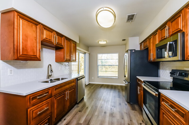 2,185/Mo, 510 Oak Creek Dr Brandon, FL 33511 Misc View 5