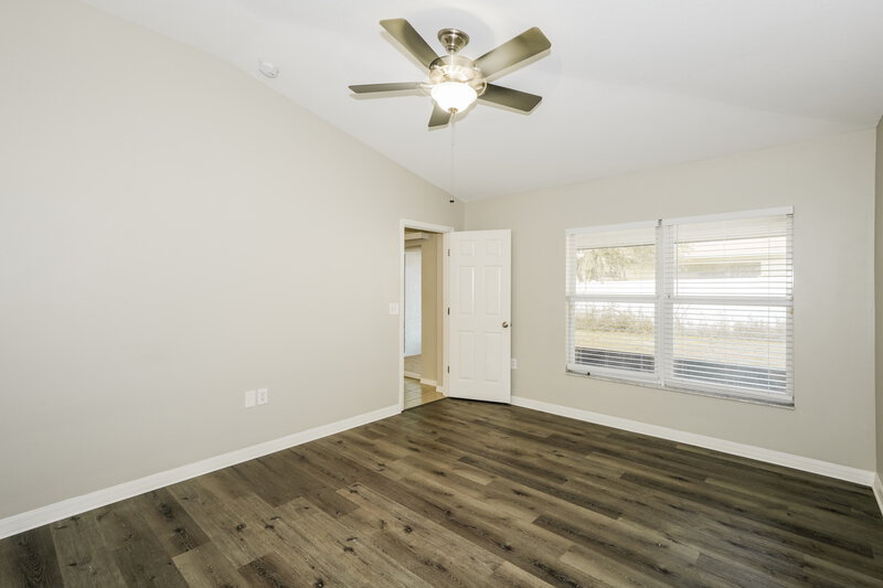 2,470/Mo, 423 Fern Gulley Dr Seffner, FL 33584 Main Bedroom View