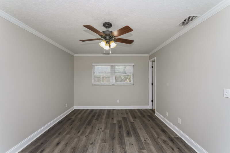 2,100/Mo, 3116 Bigelow Dr Holiday, FL 34691 Main Bedroom View