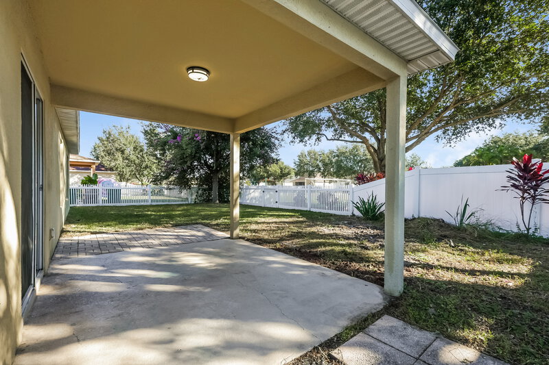 1,885/Mo, 4326 Fieldview Cir Wesley Chapel, FL 33545 Cover Patio View