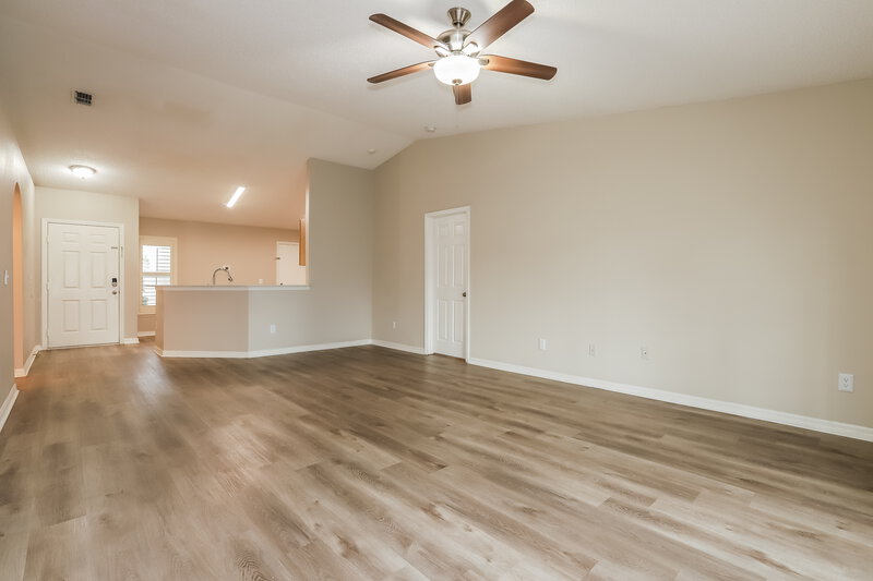 2,235/Mo, 912 Stallion Way Valrico, FL 33594 Living Room View 2