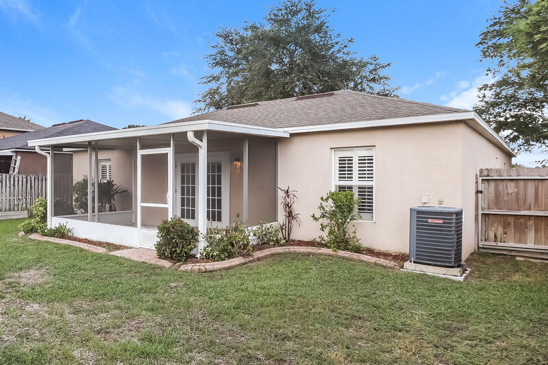 2,235/Mo, 912 Stallion Way Valrico, FL 33594 Rear View