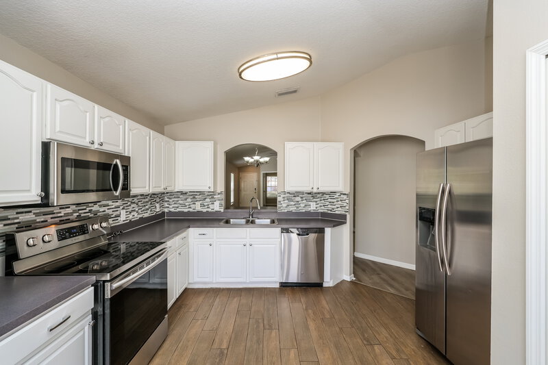 2,150/Mo, 12608 Ocelot Pl Riverview, FL 33579 Kitchen View