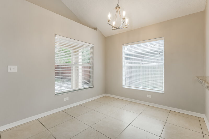 2,545/Mo, 1443 Scotch Pine Dr Brandon, FL 33511 Dining Room View