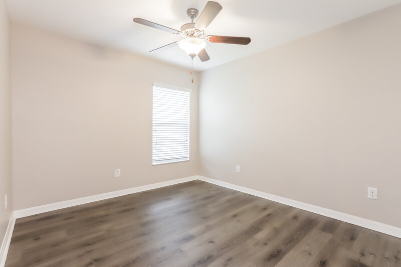 2,225/Mo, 10260 Strawberry Tetra Dr Riverview, FL 33578 Bedroom View