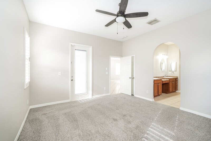2,340/Mo, 12450 Duckett Ct Spring Hill, FL 34610 Main Bedroom View