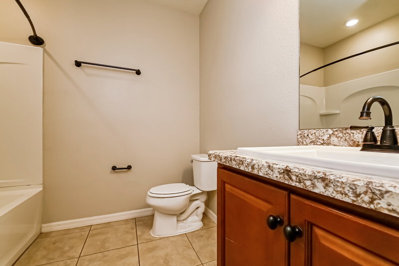 2,230/Mo, 10641 Laguna Plains Dr Riverview, FL 33578 Misc View 12