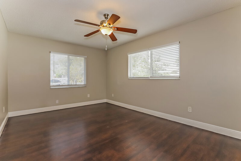 1,760/Mo, 5080 Landover Blvd Spring Hill, FL 34609 Main Bedroom View