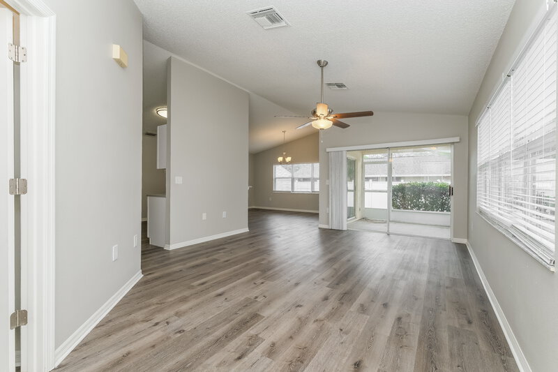 2,095/Mo, 4669 Swallowtail Dr New Port Richey, FL 34653 Living Room View 2