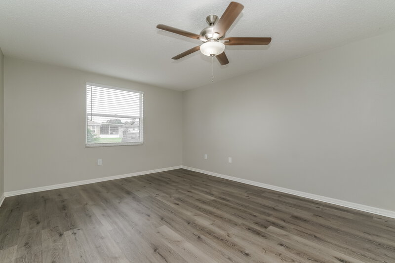2,095/Mo, 4669 Swallowtail Dr New Port Richey, FL 34653 Main Bedroom View