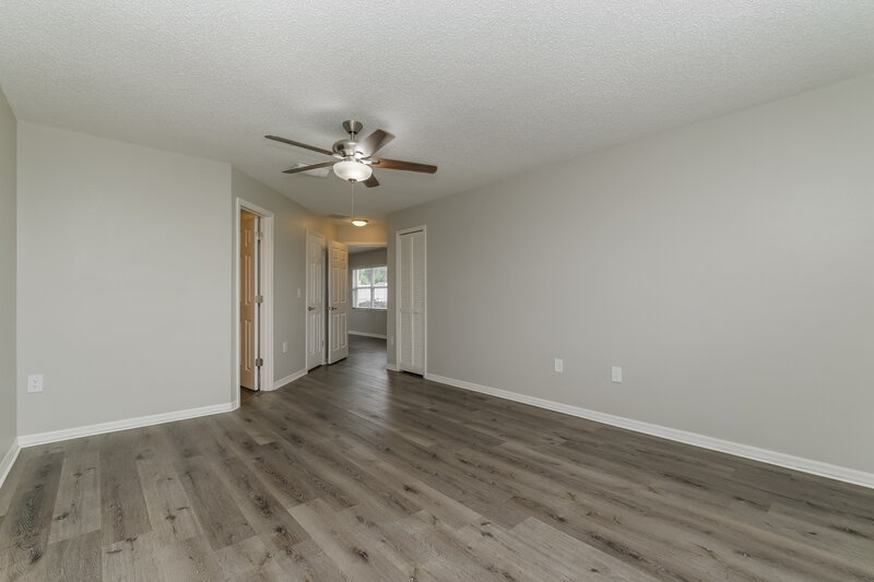 2,095/Mo, 4669 Swallowtail Dr New Port Richey, FL 34653 Main Bedroom View 2