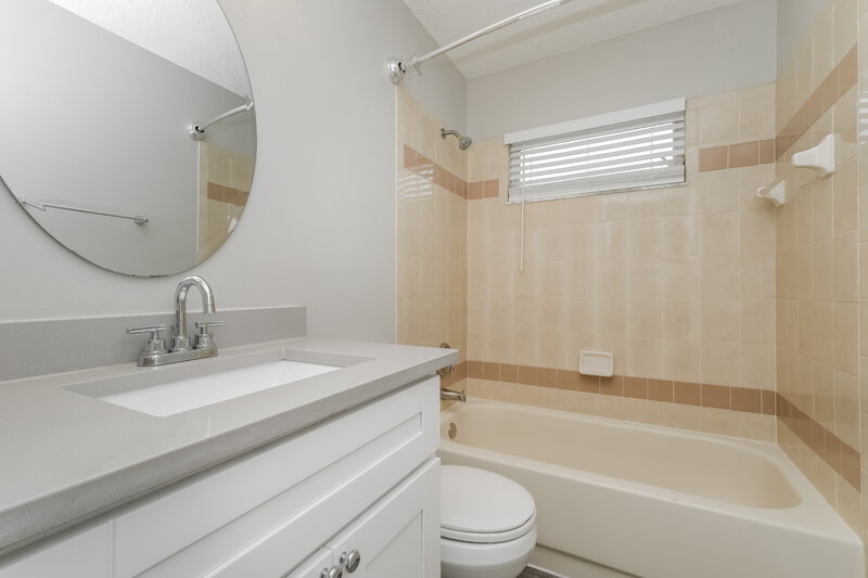 2,095/Mo, 4669 Swallowtail Dr New Port Richey, FL 34653 Bathroom View
