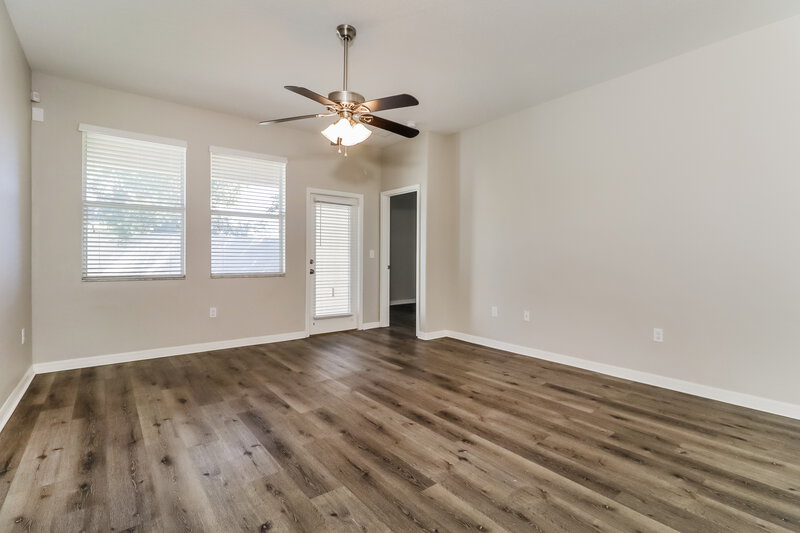 2,410/Mo, 11622 Lake Blvd New Port Richey, FL 34655 Living Room View