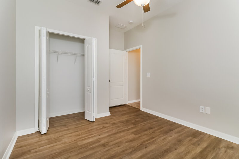 2,410/Mo, 11622 Lake Blvd New Port Richey, FL 34655 Bedroom View 2