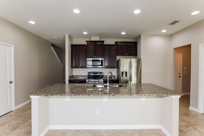 2,750/Mo, 11139 Abaco Island Ave Riverview, FL 33579 Kitchen View