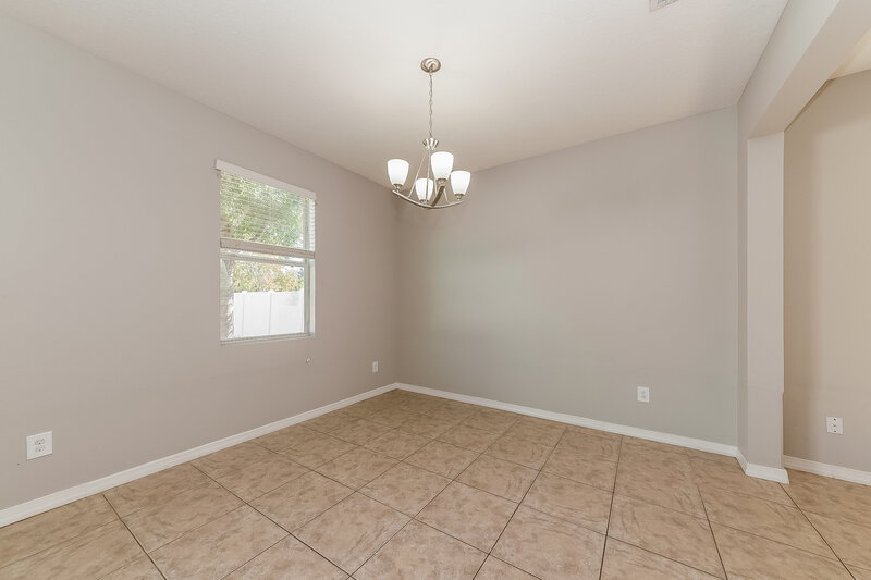2,185/Mo, 1132 Lauren Manor Loop Ruskin, FL 33570 Dining Room View