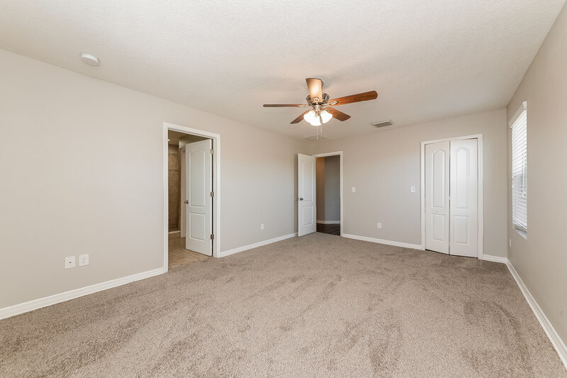 2,185/Mo, 1132 Lauren Manor Loop Ruskin, FL 33570 Main Bedroom View 2