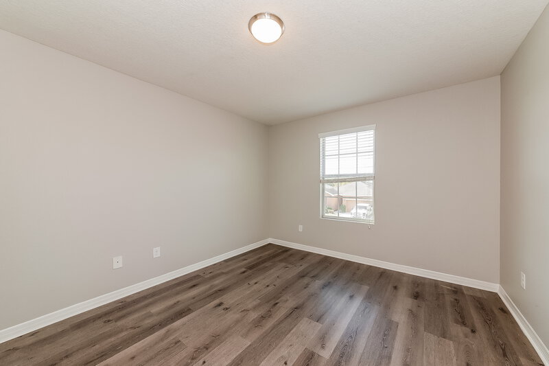 2,185/Mo, 1132 Lauren Manor Loop Ruskin, FL 33570 Bedroom View 2