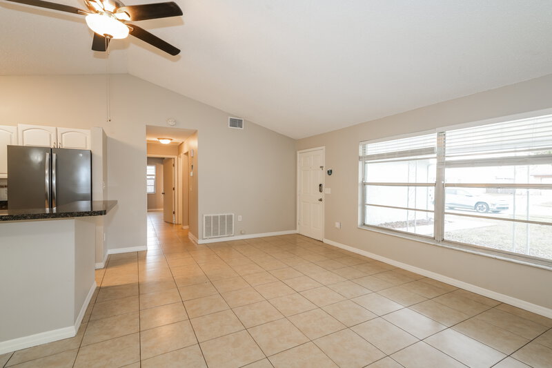 2,105/Mo, 7704 Antioch Dr New Port Richey, FL 34655 Living Room View