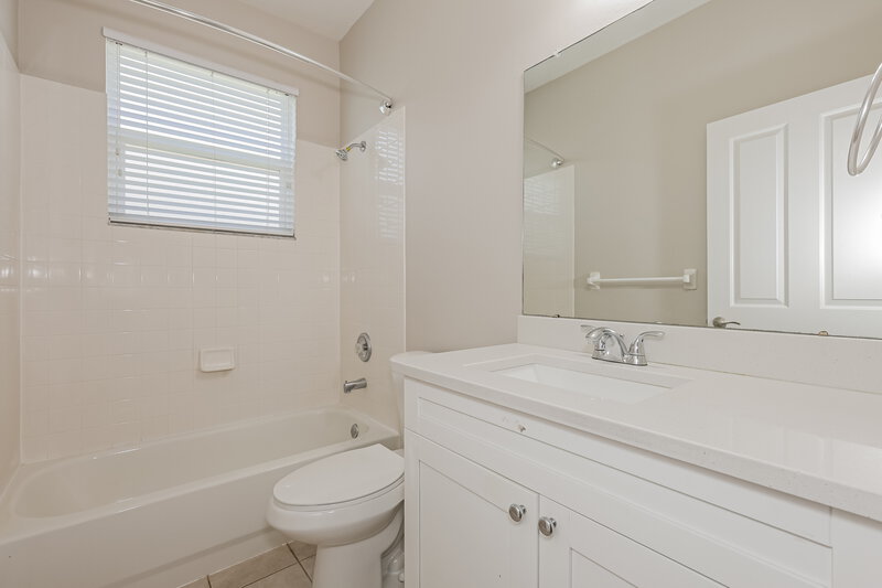 2,290/Mo, 1243 Maximilian Dr Wesley Chapel, FL 33543 Bathroom View