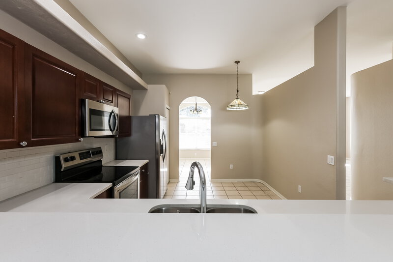 2,525/Mo, 3727 Cold Creek Drive Valrico, FL 33596 Kitchen View
