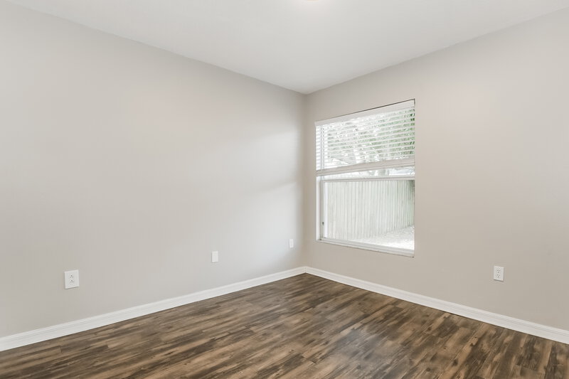 2,195/Mo, 506 Sunset Beach Ct Valrico, FL 33594 Bedroom View