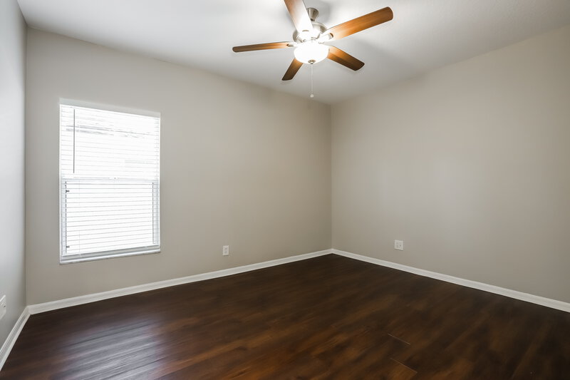 2,000/Mo, 502 Summer Sails Dr Valrico, FL 33594 Main Bedroom View