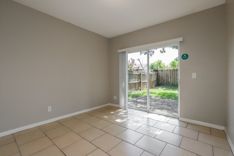 2,000/Mo, 502 Summer Sails Dr Valrico, FL 33594 Bedroom View