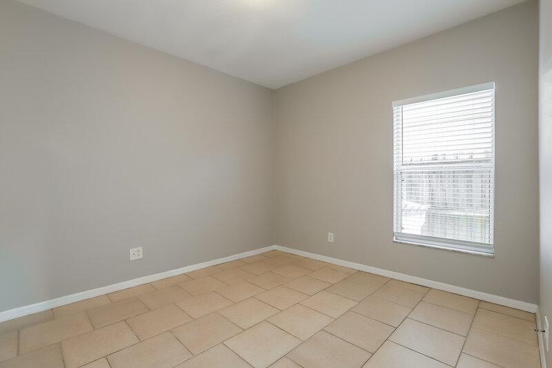 2,000/Mo, 502 Summer Sails Dr Valrico, FL 33594 Bedroom View 2