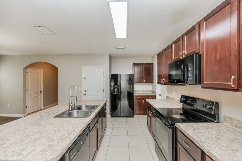 2,485/Mo, 12102 Fawn Brindle St Riverview, FL 33578 Kitchen View